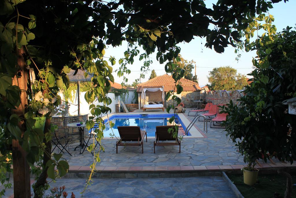 Seranides Boutique Hotel Kato Gatzea Extérieur photo